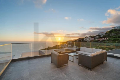 Moradia T3 para Venda em Ribeira Brava
