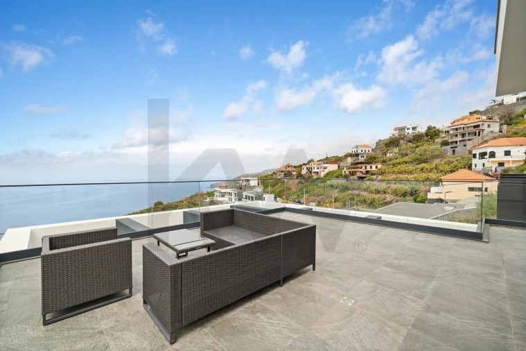 Moradia T3 para Venda em Ribeira Brava Foto 38