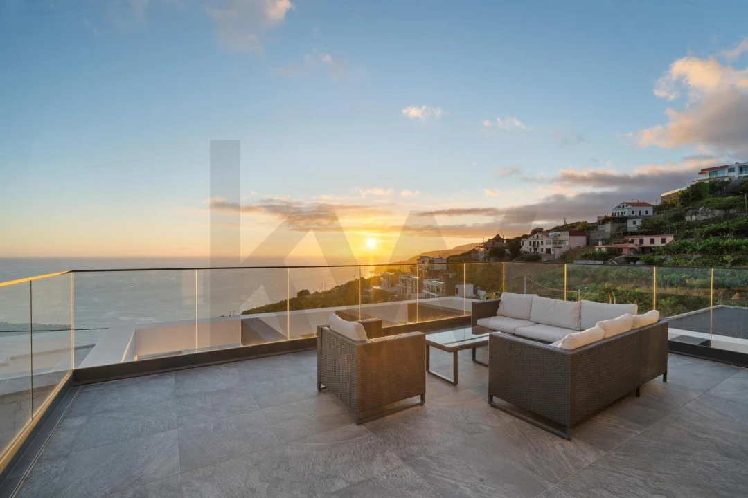 Moradia T3 para Venda em Ribeira Brava Foto 49