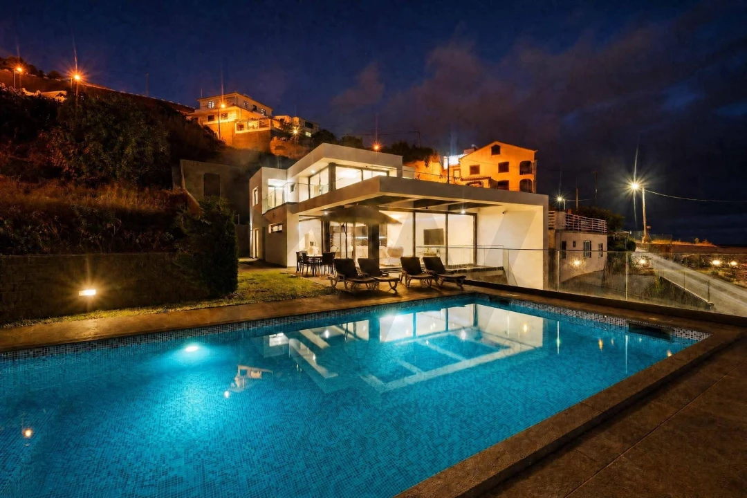 Moradia T3 para Venda em Ribeira Brava Foto 2