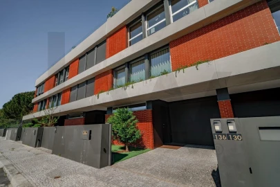 Moradia T3 para Venda em Foz do Sousa e Covelo