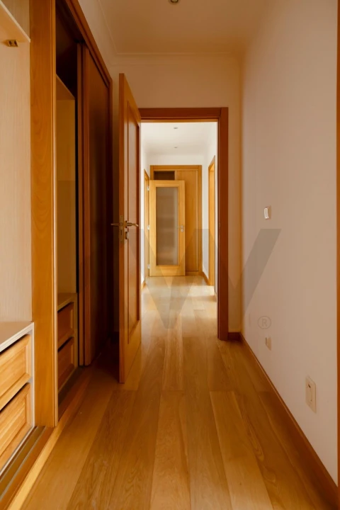 Apartamento T3 para Arrendamento em Oeiras e São Julião da Barra, Paço de Arcos e Caxias