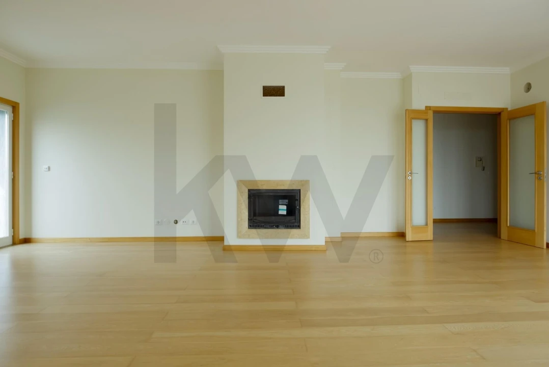 Apartamento T3 para Arrendamento em Oeiras e São Julião da Barra, Paço de Arcos e Caxias Foto 22