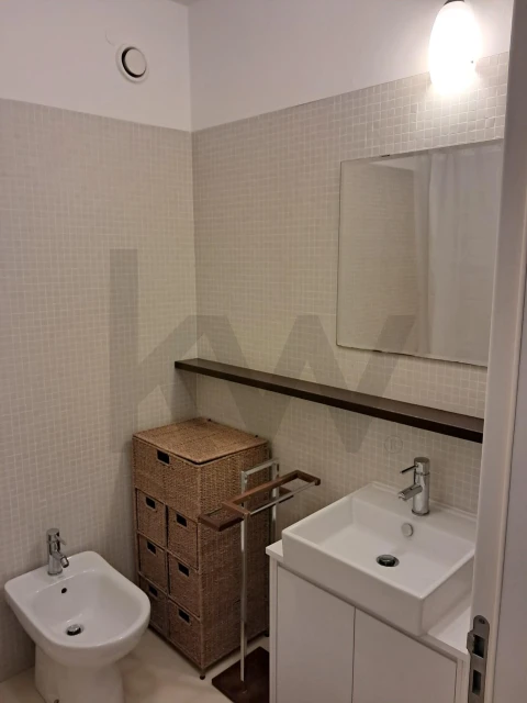 Apartamento T1 para Arrendamento em Avenidas Novas