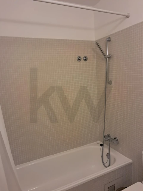 Apartamento T1 para Arrendamento em Avenidas Novas