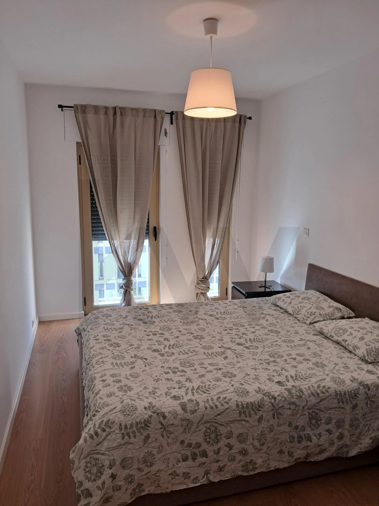 Apartamento T1 para Arrendamento em Avenidas Novas Foto 1