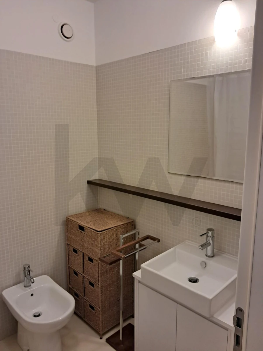 Apartamento T1 para Arrendamento em Avenidas Novas Foto 7