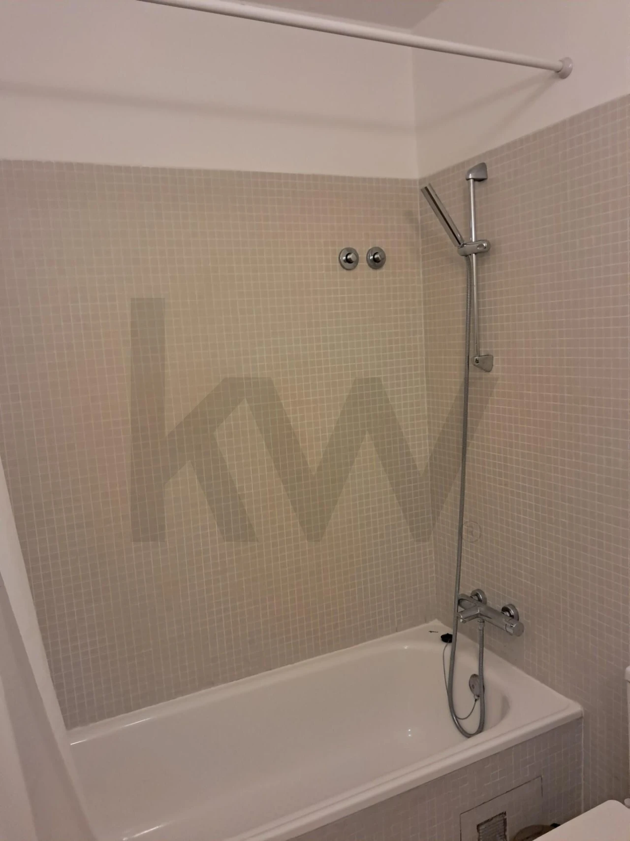 Apartamento T1 para Arrendamento em Avenidas Novas Foto 8