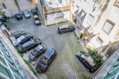 Armazém para Venda em Santa Maria Maior