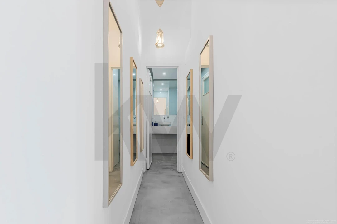 Armazém para Venda em Santa Maria Maior Foto 13