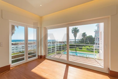 Apartamento T3 para Arrendamento em Carcavelos e Parede