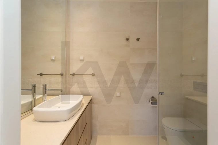 Apartamento T3 para Arrendamento em Carcavelos e Parede Foto 29