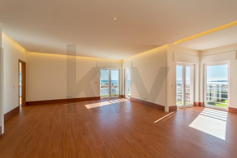 Apartamento T3 para Arrendamento em Carcavelos e Parede Foto 3