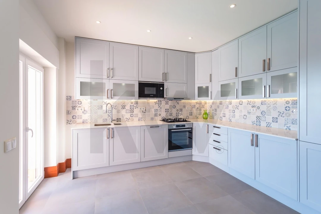 Apartamento T3 para Arrendamento em Carcavelos e Parede Foto 5