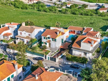 Moradia T4 para Venda em Sesimbra (Castelo)