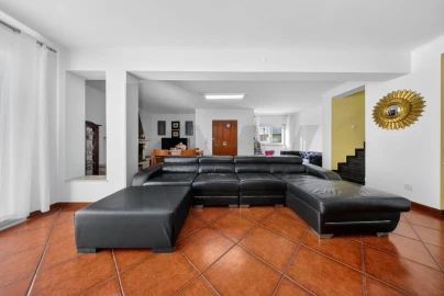 Moradia T4 para Venda em Sesimbra (Castelo)