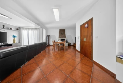 Moradia T4 para Venda em Sesimbra (Castelo)