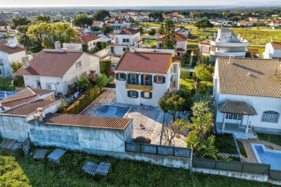 Moradia T4 para Venda em Sesimbra (Castelo)