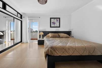 Moradia T4 para Venda em Sesimbra (Castelo)