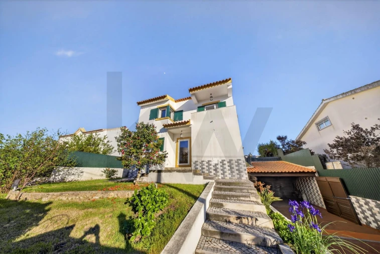 Moradia T4 para Venda em Sesimbra (Castelo) Foto 2