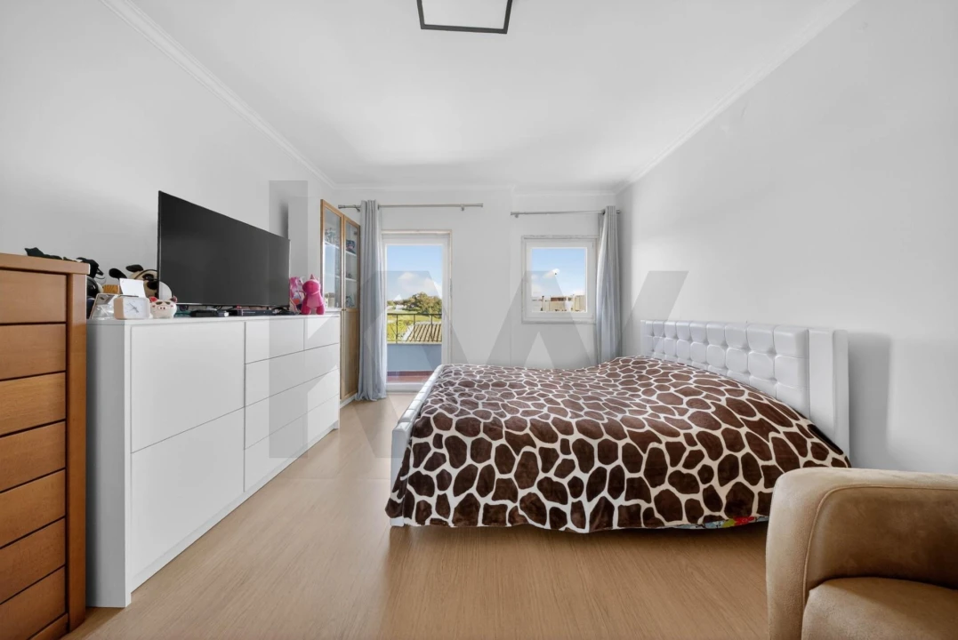 Moradia T4 para Venda em Sesimbra (Castelo) Foto 32