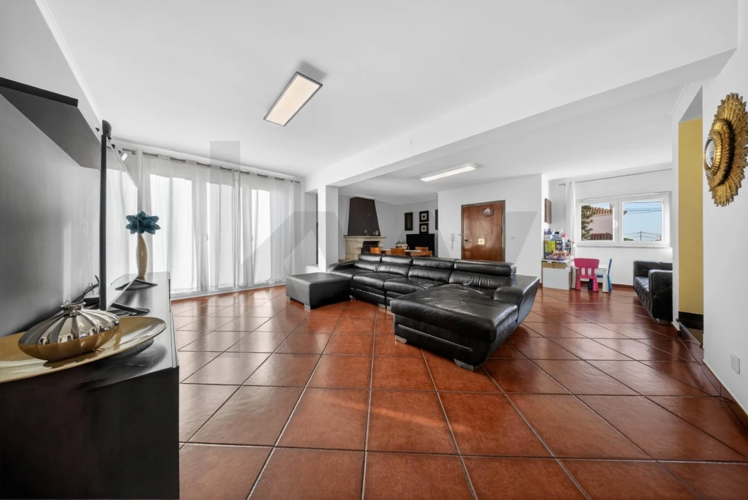 Moradia T4 para Venda em Sesimbra (Castelo) Foto 11