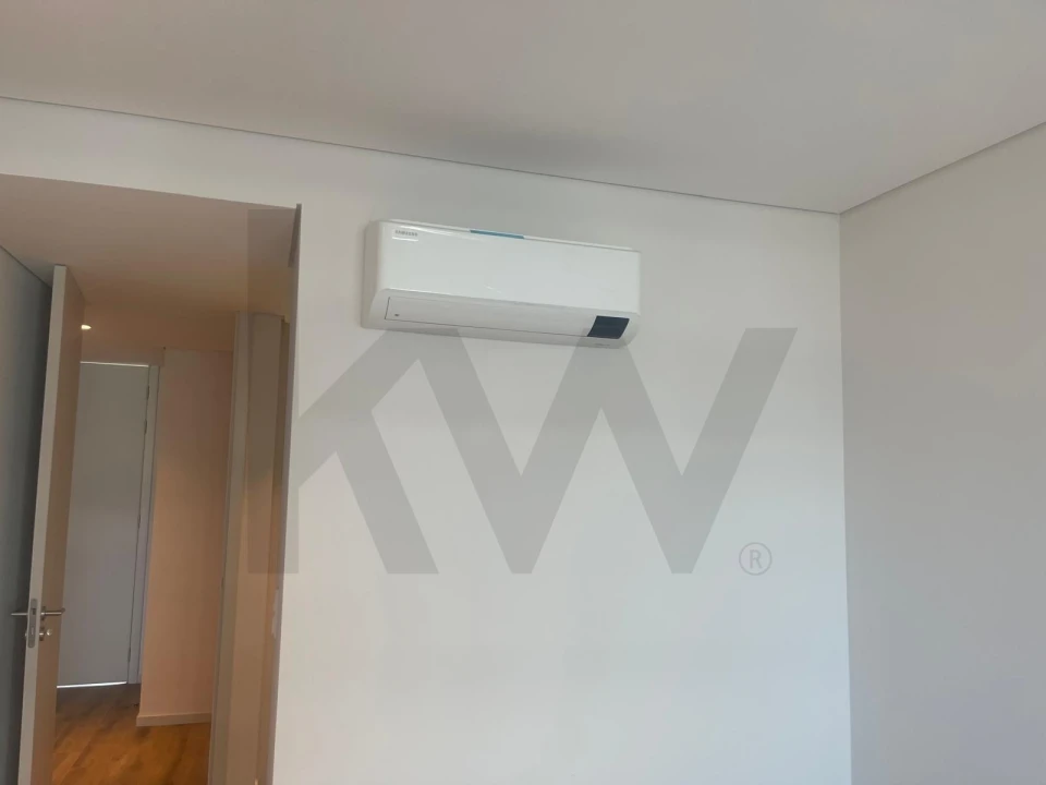 Apartamento T2 para Venda em Mafamude e Vilar do Paraíso Foto 20