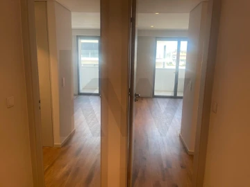 Apartamento T2 para Venda em Mafamude e Vilar do Paraíso