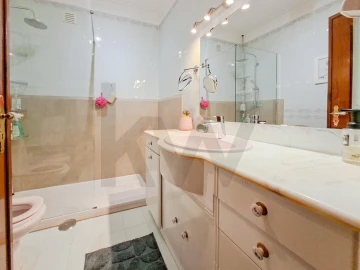 Apartamento T2 para Venda em Cascais e Estoril