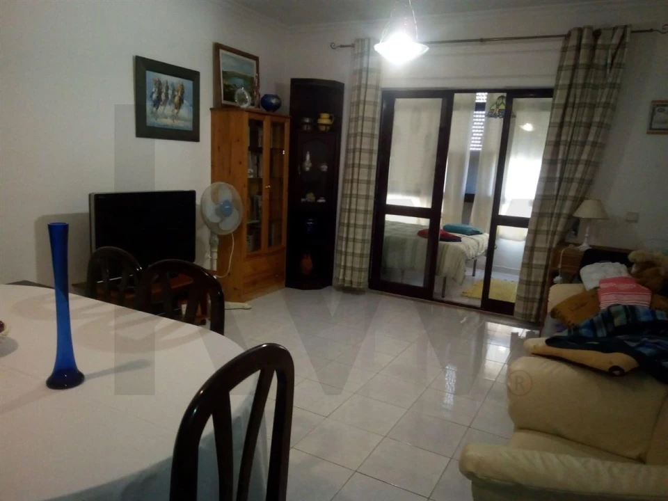 Apartamento T1 para Venda em Quarteira Foto 1