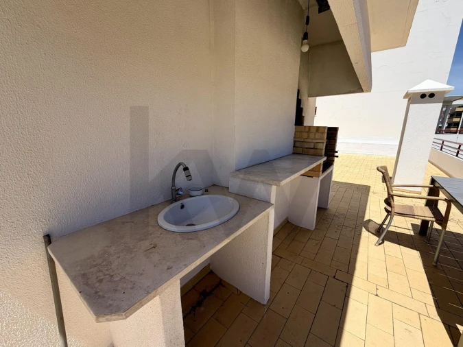 Apartamento T1 para Venda em Quarteira Foto 28