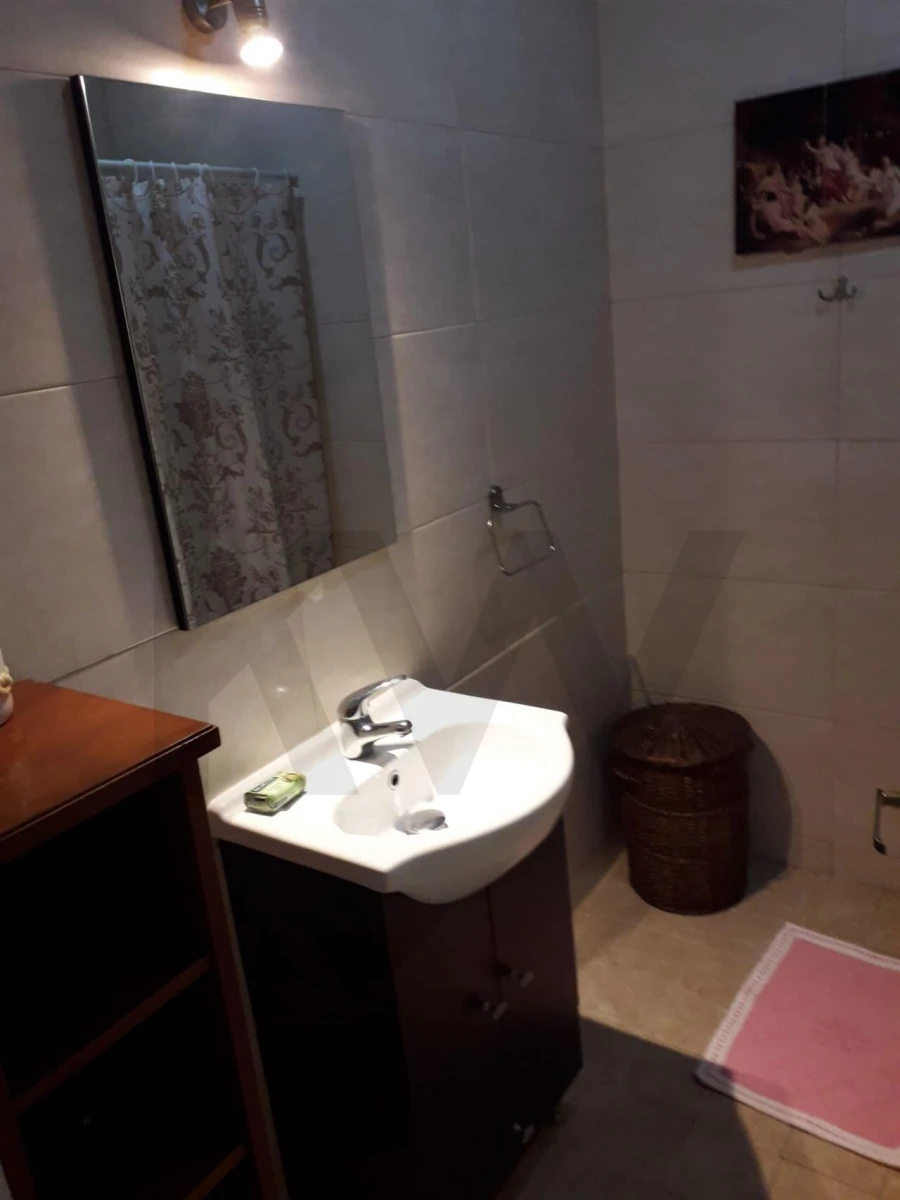 Apartamento T1 para Venda em Quarteira Foto 10