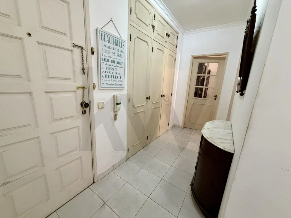 Apartamento T1 para Venda em Quarteira Foto 23