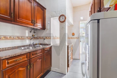 Apartamento T4 para Venda em Santo António