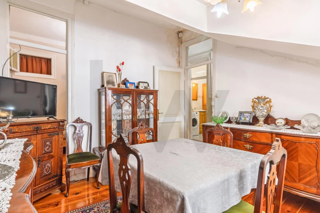 Apartamento T4 para Venda em Santo António Foto 13