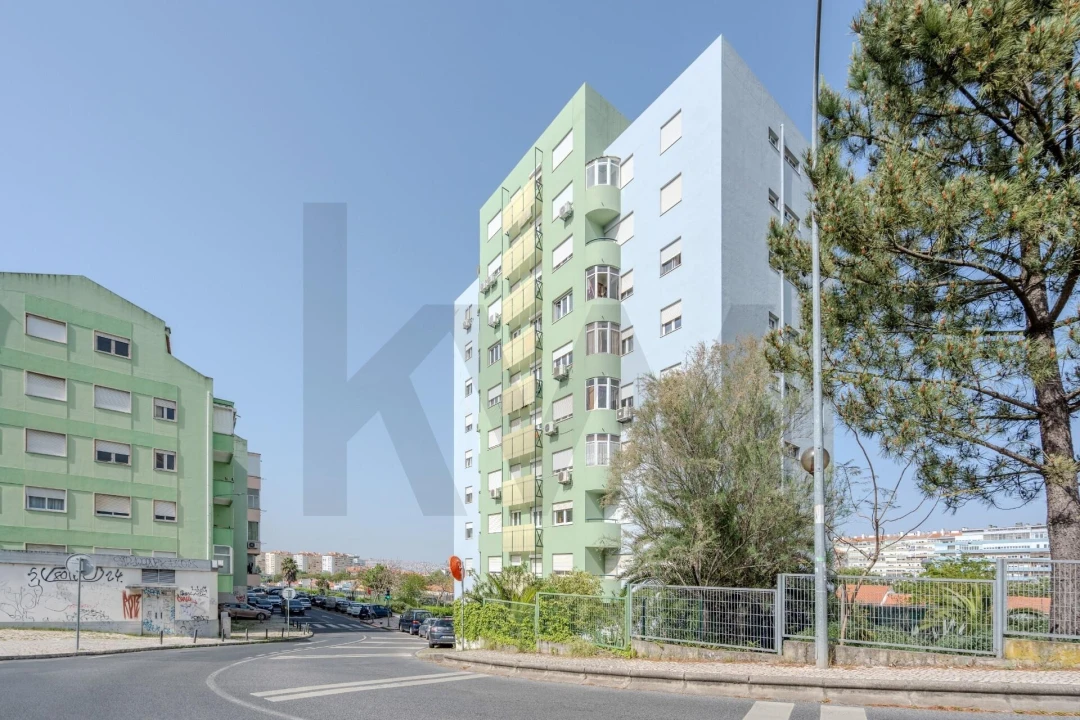 Apartamento T2 para Venda em Alfragide Foto 31