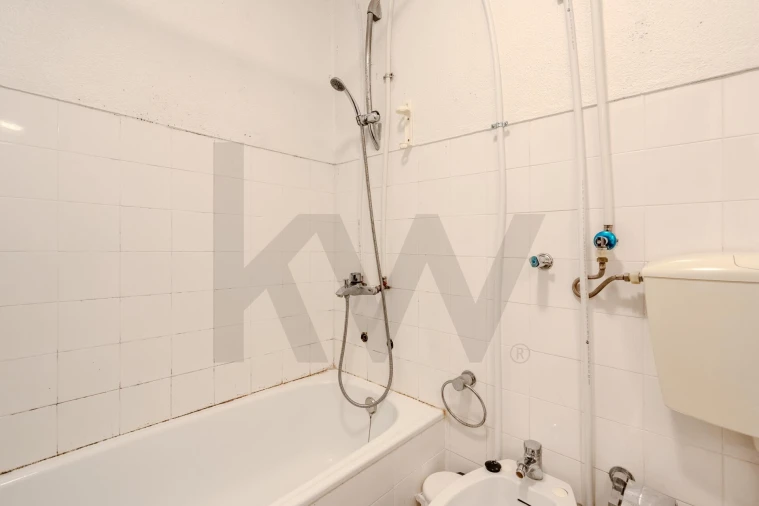 Apartamento T2 para Venda em Alfragide Foto 15