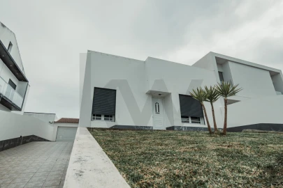 Moradia T3 para Venda em Relva