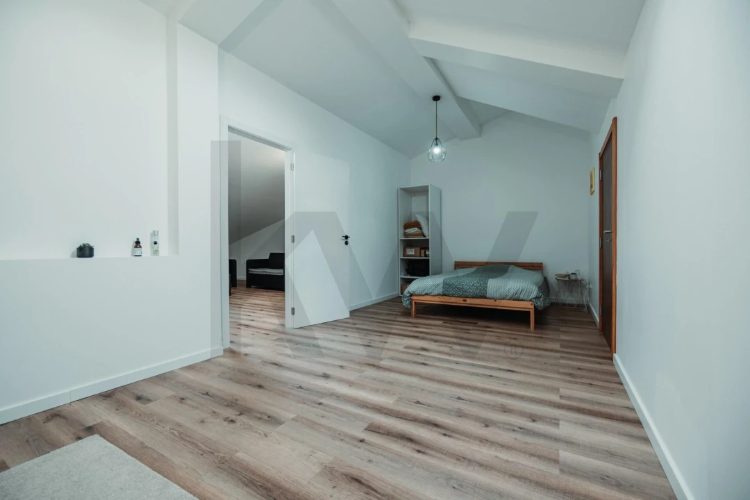 Moradia T3 para Venda em Relva Foto 18