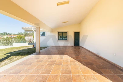 Moradia T4 para Venda em Macieira de Sarnes