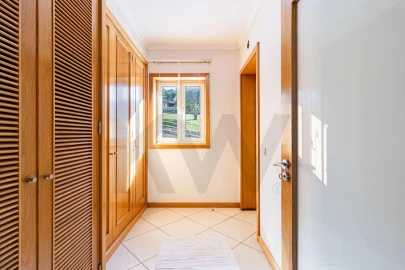 Moradia T4 para Venda em Macieira de Sarnes