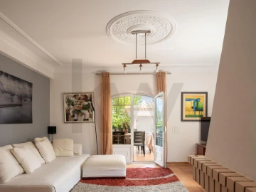 Moradia T5 para Venda em Almada, Cova da Piedade, Pragal e Cacilhas