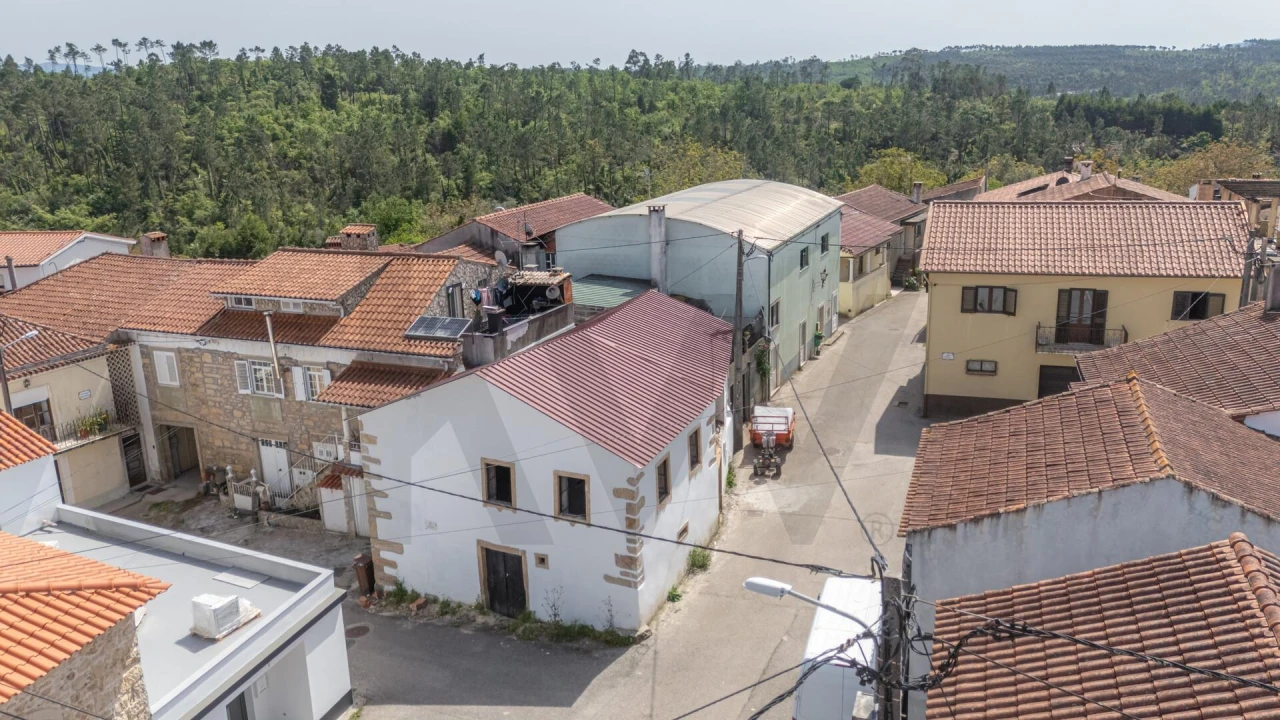 Moradia T2 para Venda em Cernache Foto 12