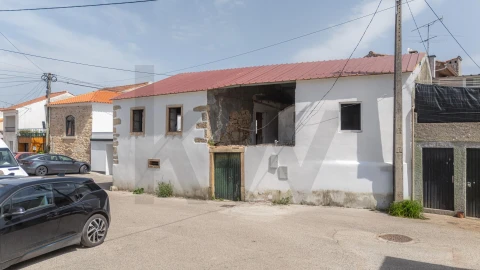 Moradia T2 para Venda em Cernache