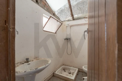 Moradia T2 para Venda em Cernache