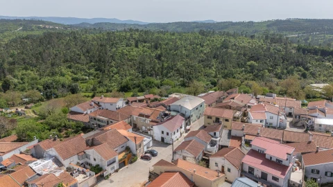 Moradia T2 para Venda em Cernache