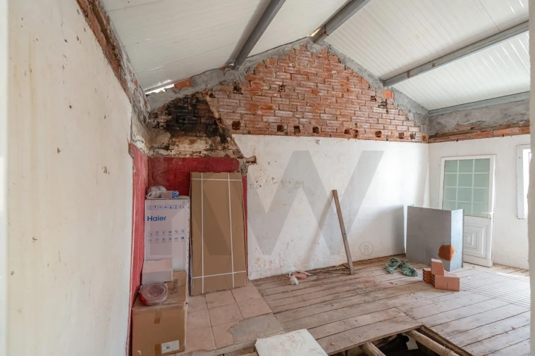 Moradia T2 para Venda em Cernache Foto 6