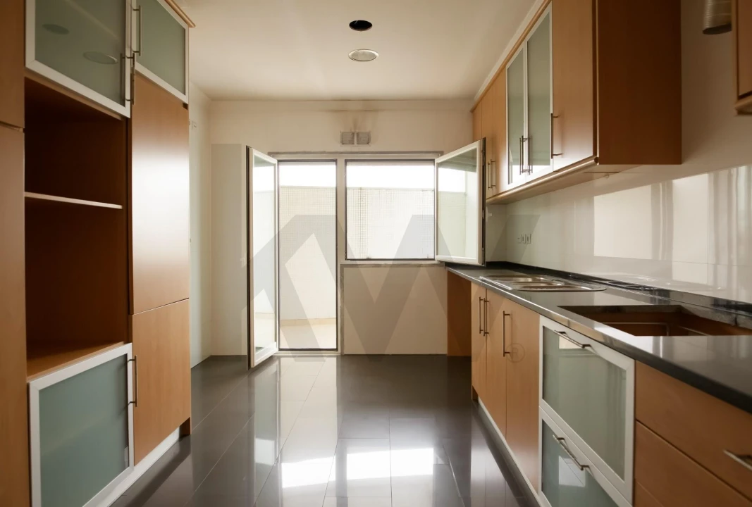 Apartamento T3 para Venda em Oeiras e São Julião da Barra, Paço de Arcos e Caxias Foto 16