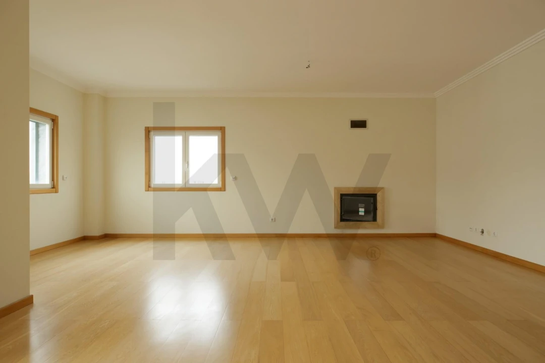 Apartamento T3 para Venda em Oeiras e São Julião da Barra, Paço de Arcos e Caxias Foto 24