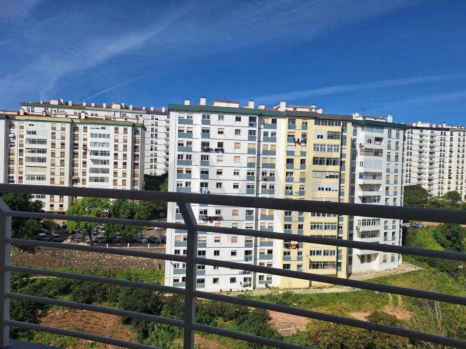 Apartamento T3 para Venda em Oeiras e São Julião da Barra, Paço de Arcos e Caxias Foto 2